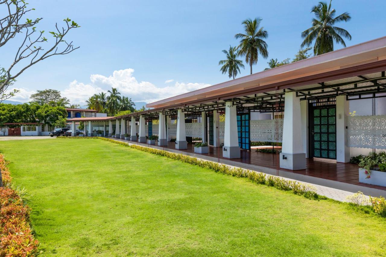 Elephyard Retreat Hotel Mahiyanganaya Exterior photo
